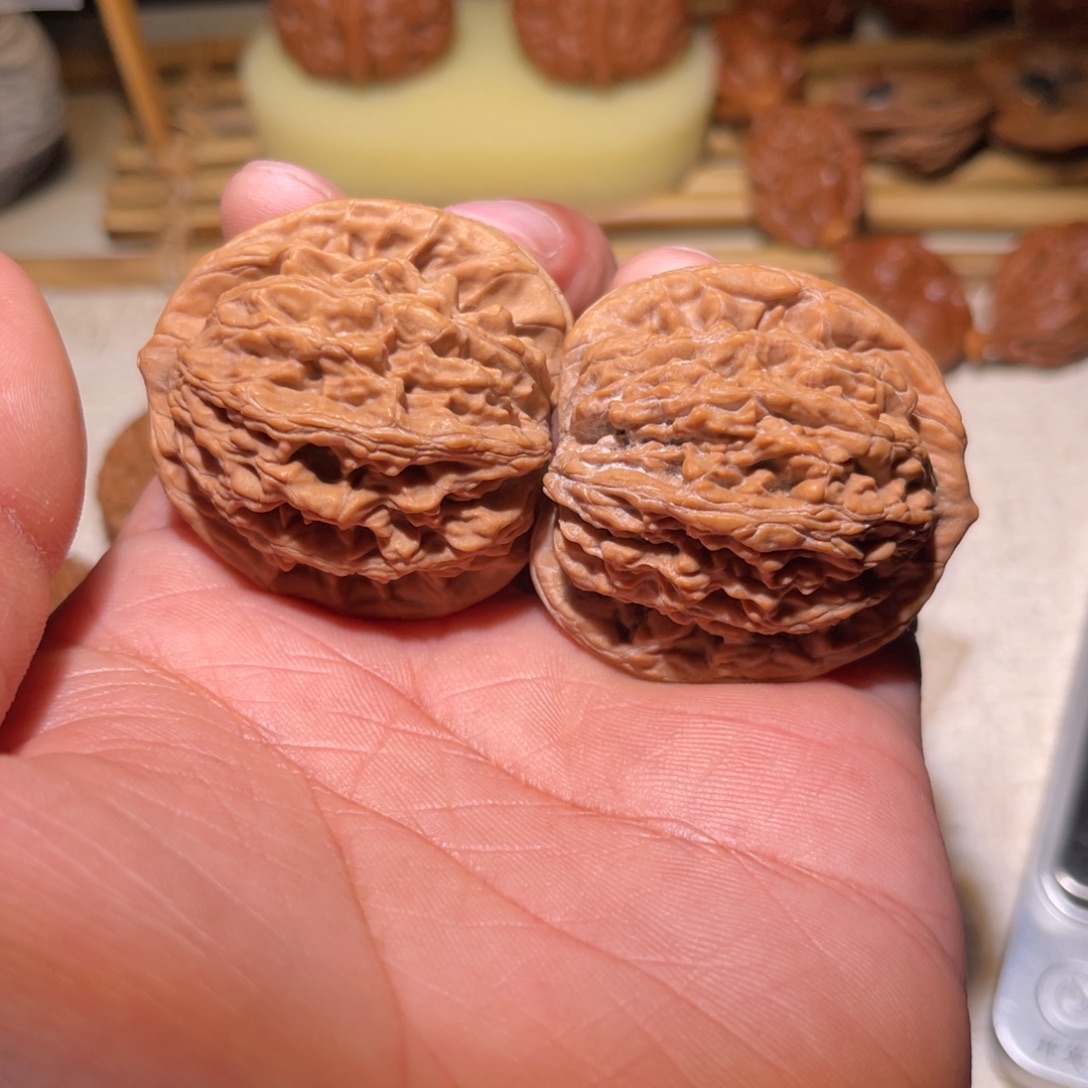 ****福文玩核桃把件堂虎