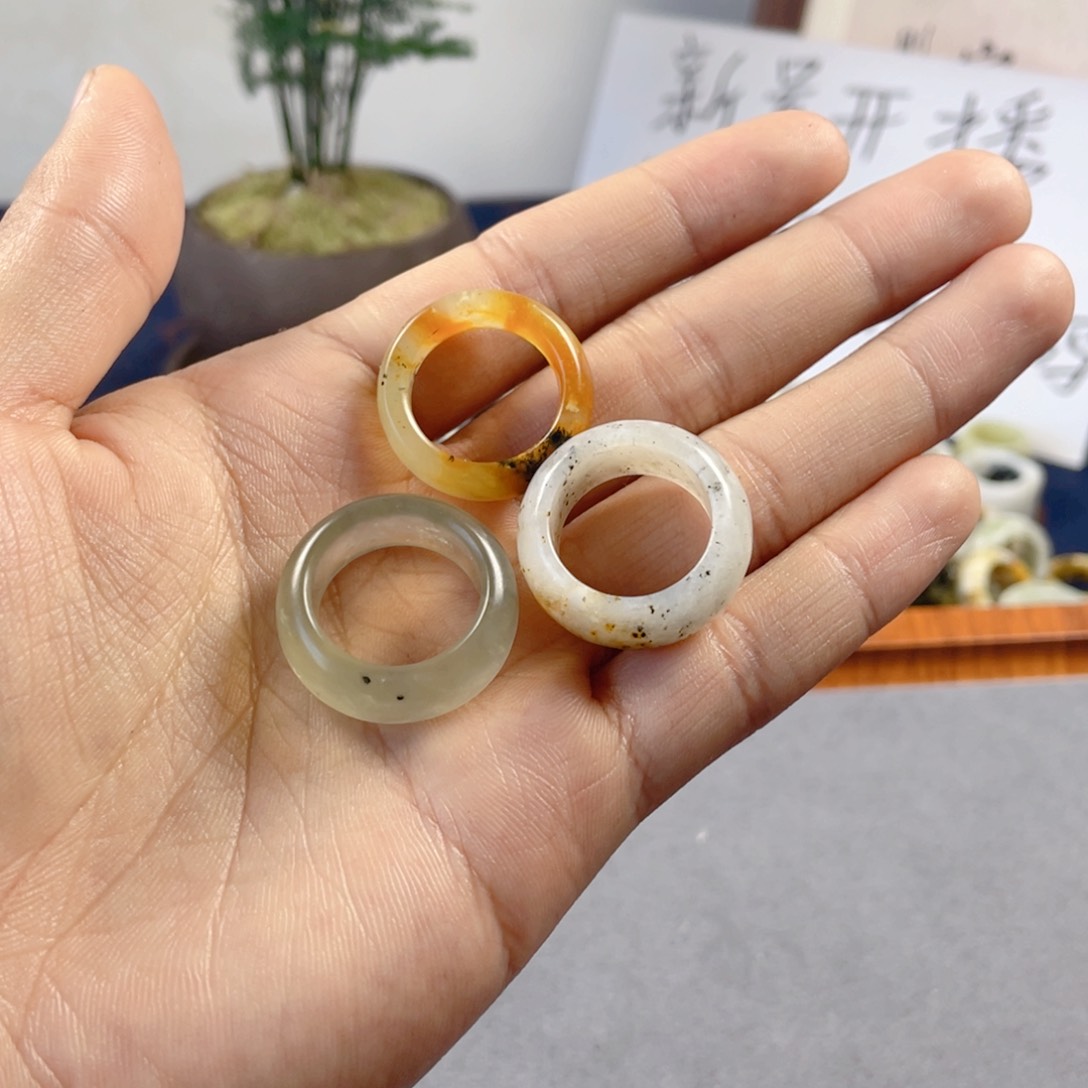 未镶嵌蛇纹石玉戒圈34