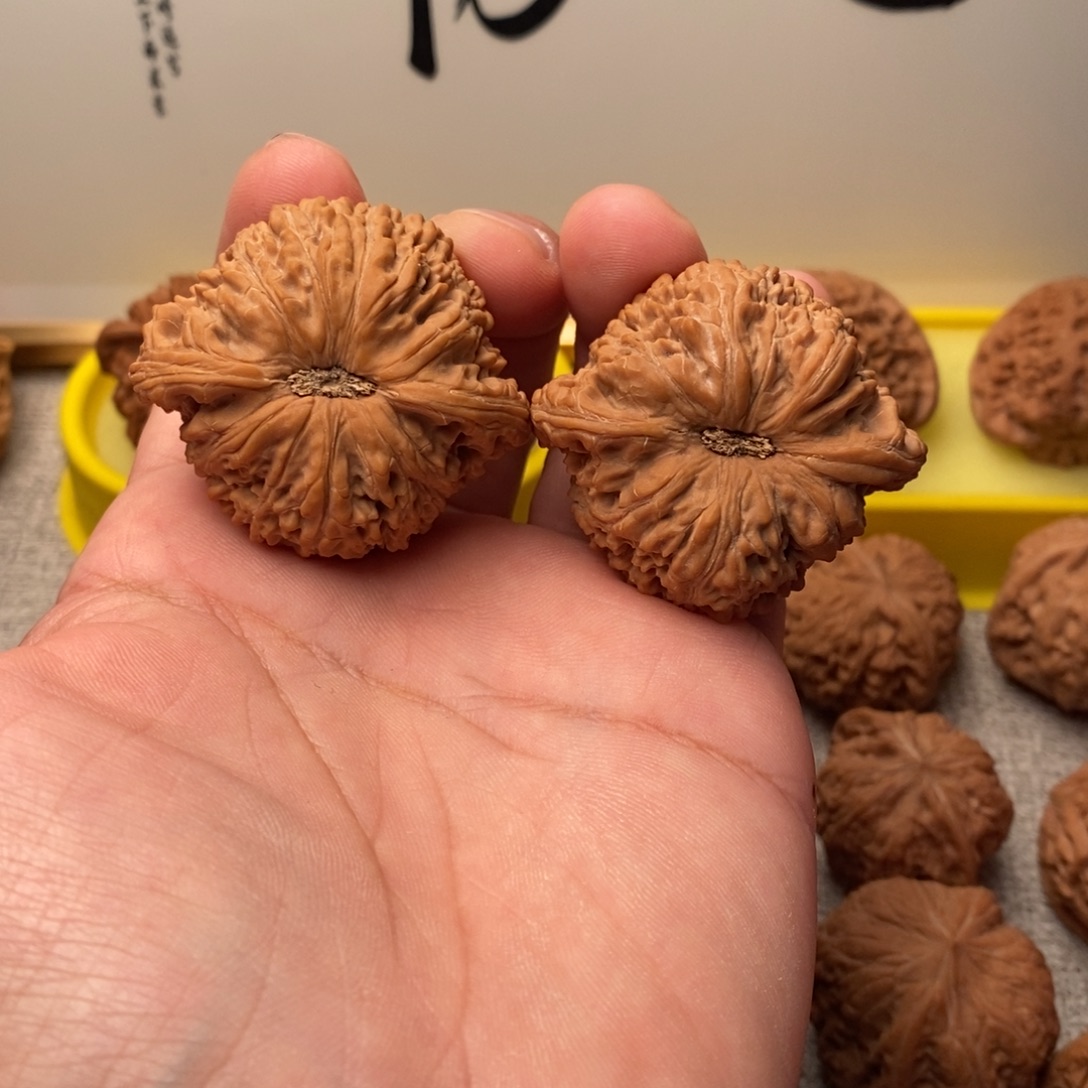 吊坠文玩核桃泥鳅背45