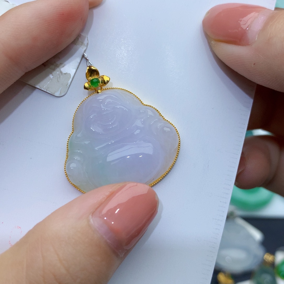 翡翠颈饰18K金镶嵌佛公