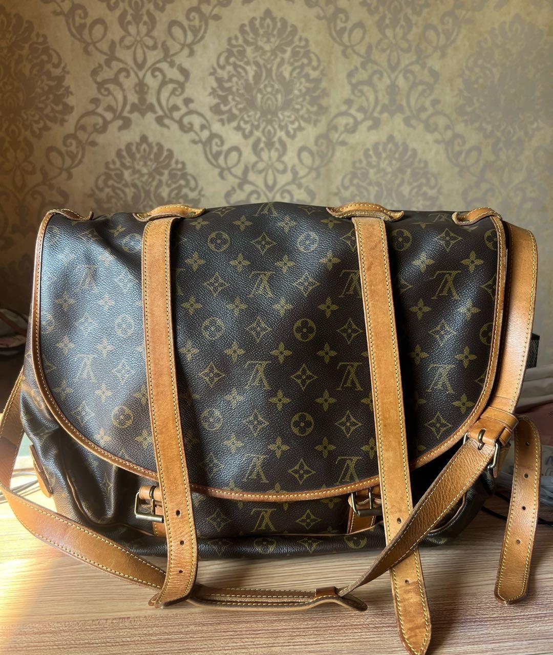 95新 lv 斜挎包 16196