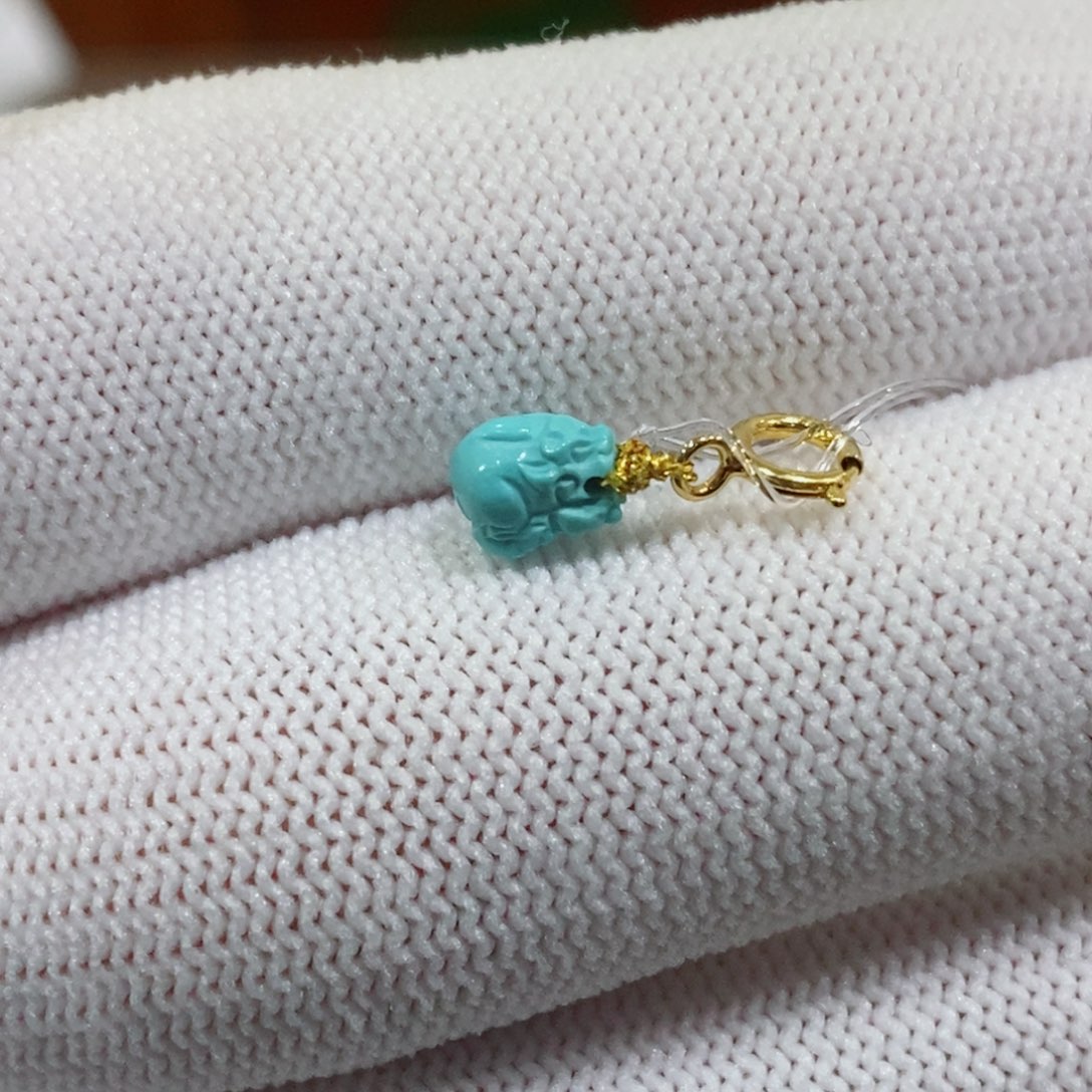 未镶嵌绿松石珠宝奇石