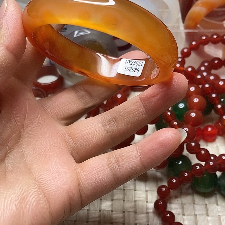 玛瑙/玉髓未镶嵌手镯