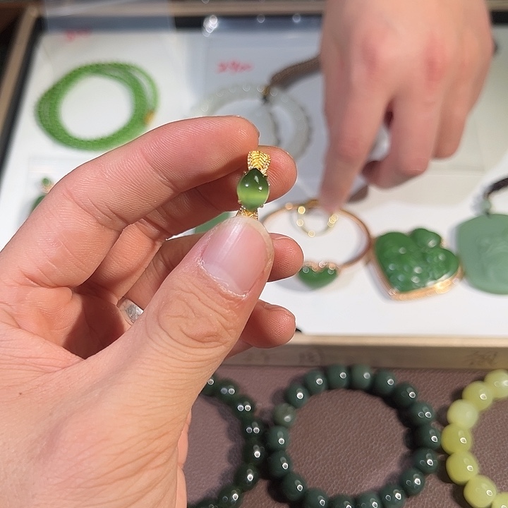 和田玉银S925镶嵌笔搁有封底