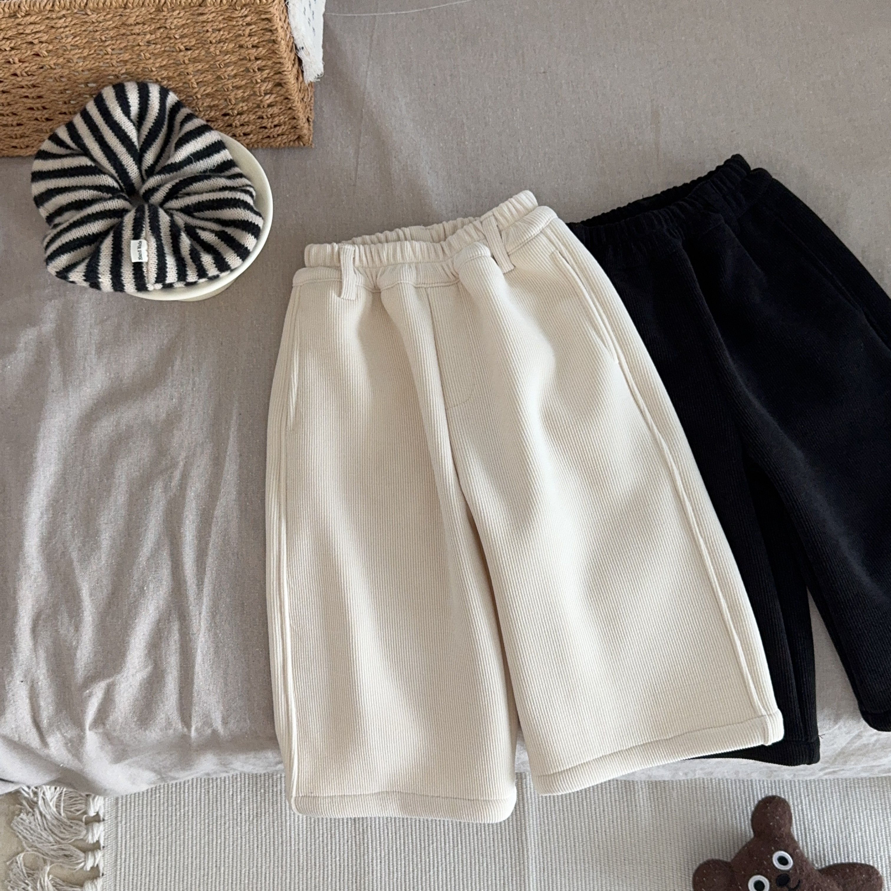 儿童冬季新款加绒加厚直筒裤阔腿裤宝宝百搭休闲保暖长裤宽松