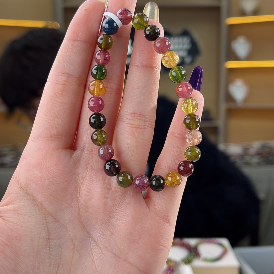 碧玺碧玺7mm（多样性发一件未镶嵌