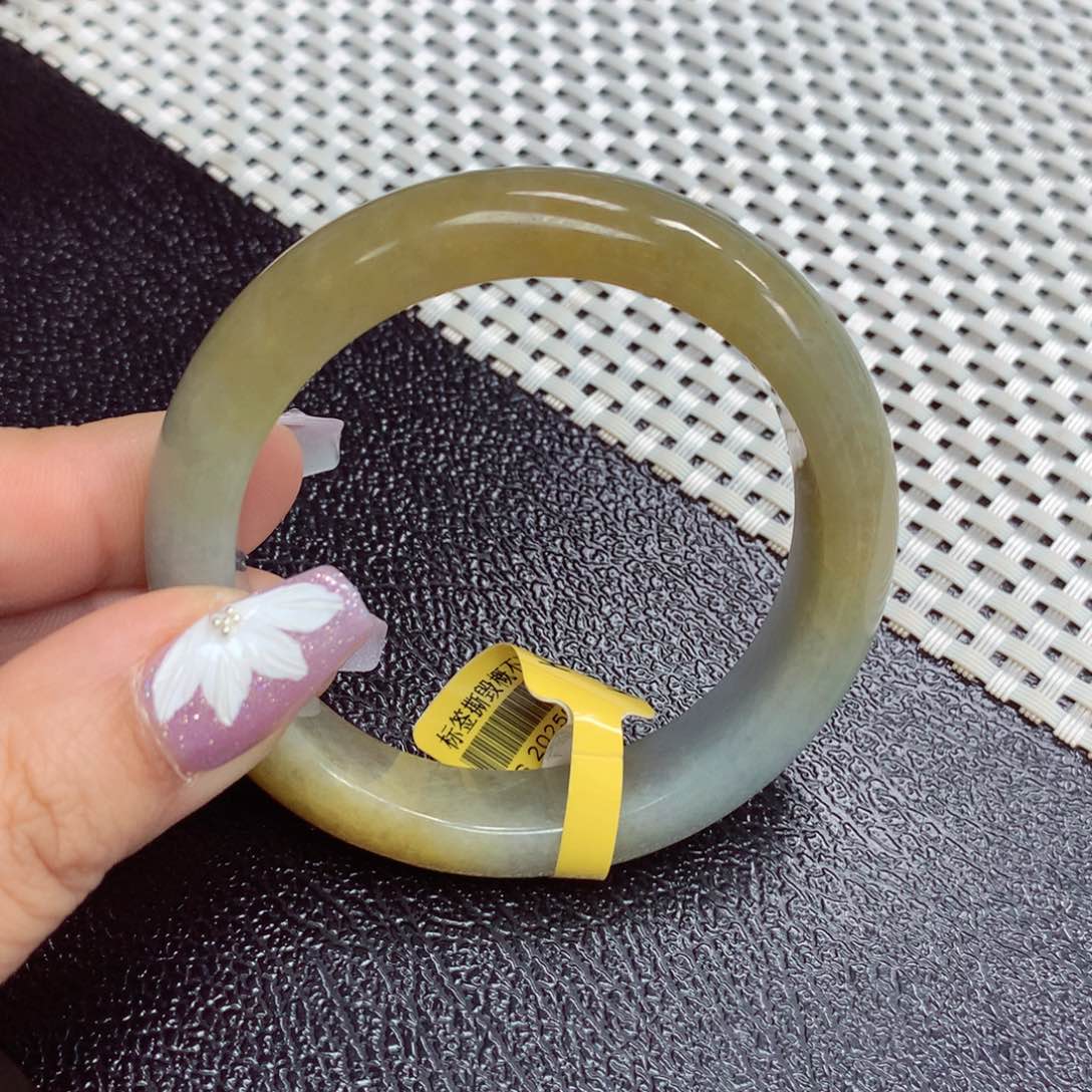 翡翠手镯未镶嵌陈**✨缅甸