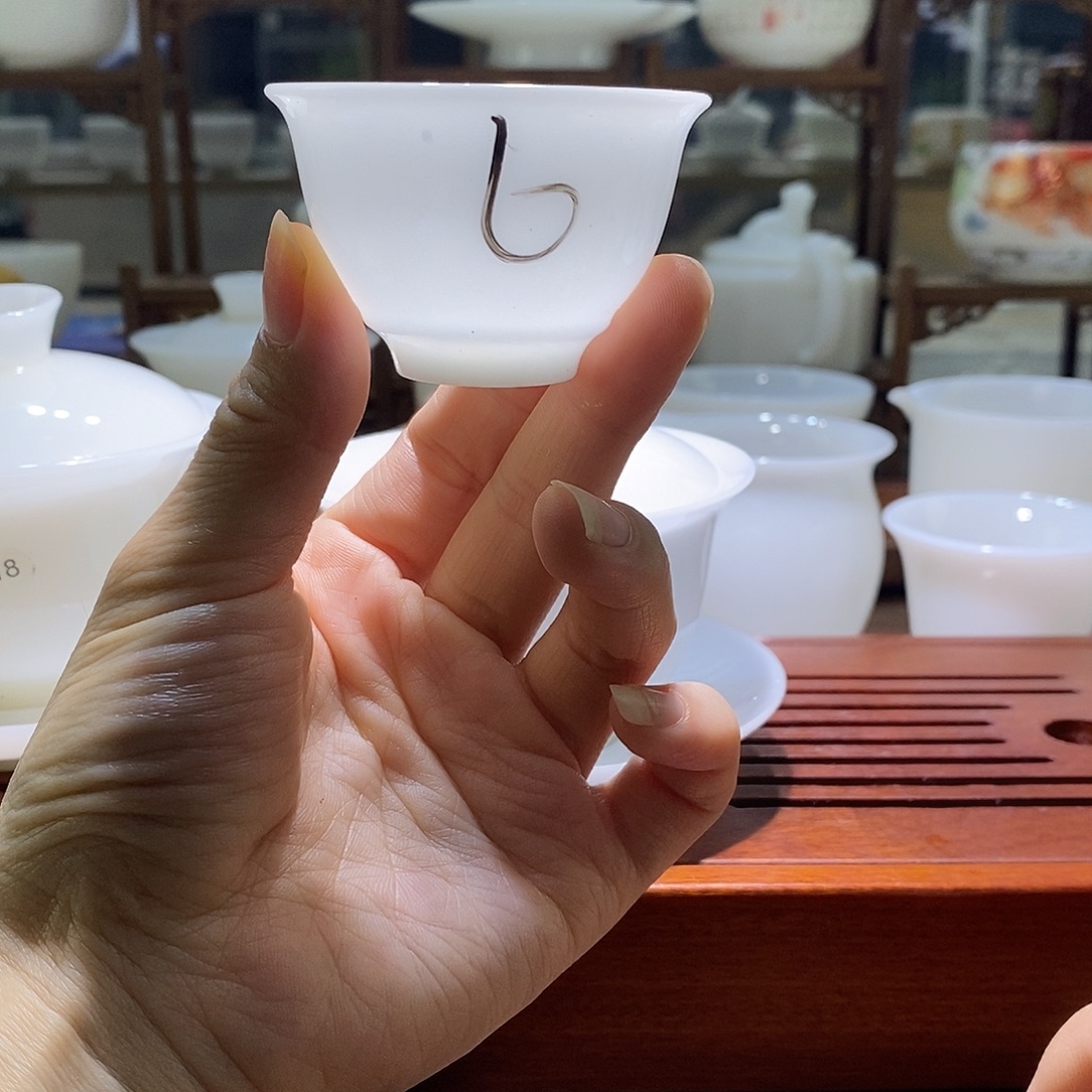 哦！是因为有的东西真的存在在这个圈子