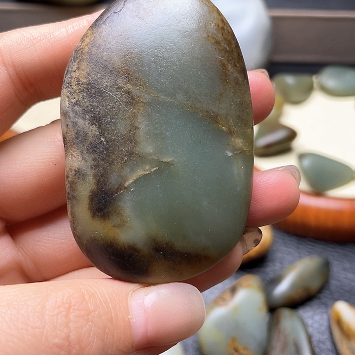 和田玉颈饰未镶嵌10