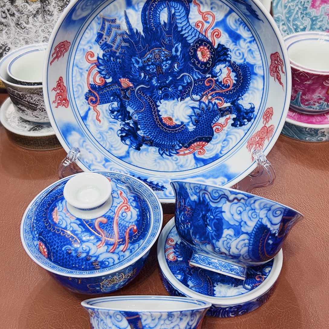 摆件景德镇陶瓷学院等单位联合举办了