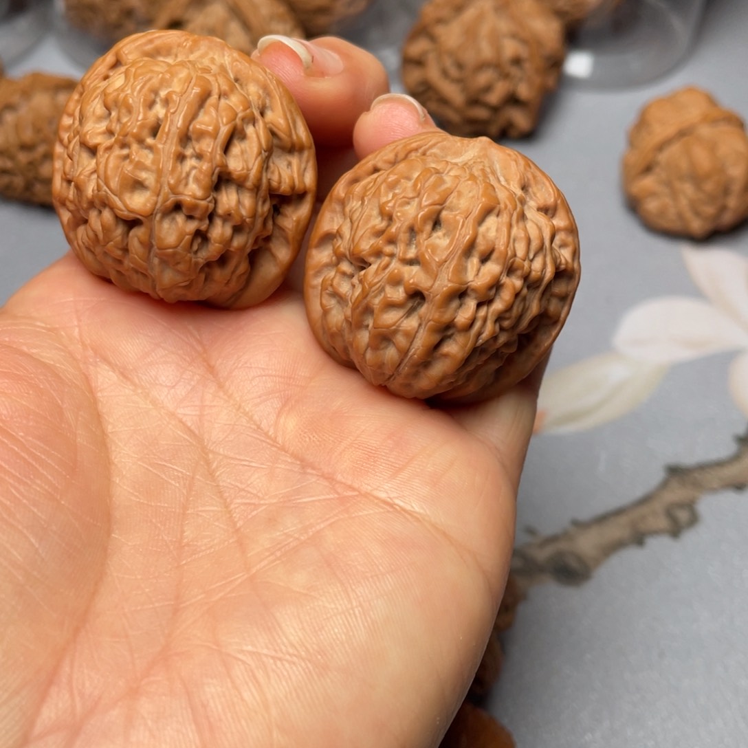 【闪购商品】文玩核桃吊坠木**才莲花………