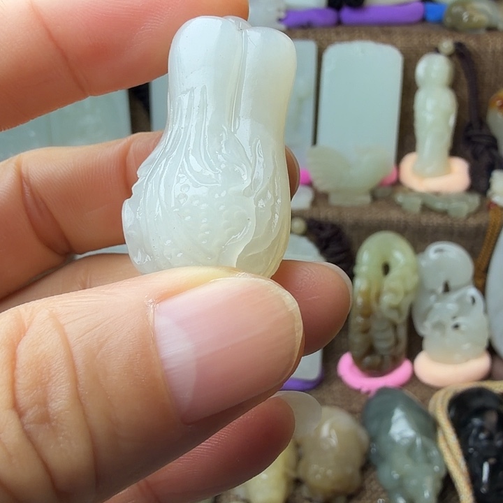 和田玉（糖玉）未镶嵌颈饰