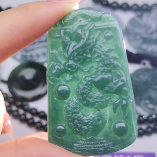 翡翠吊坠(不含链)未镶嵌