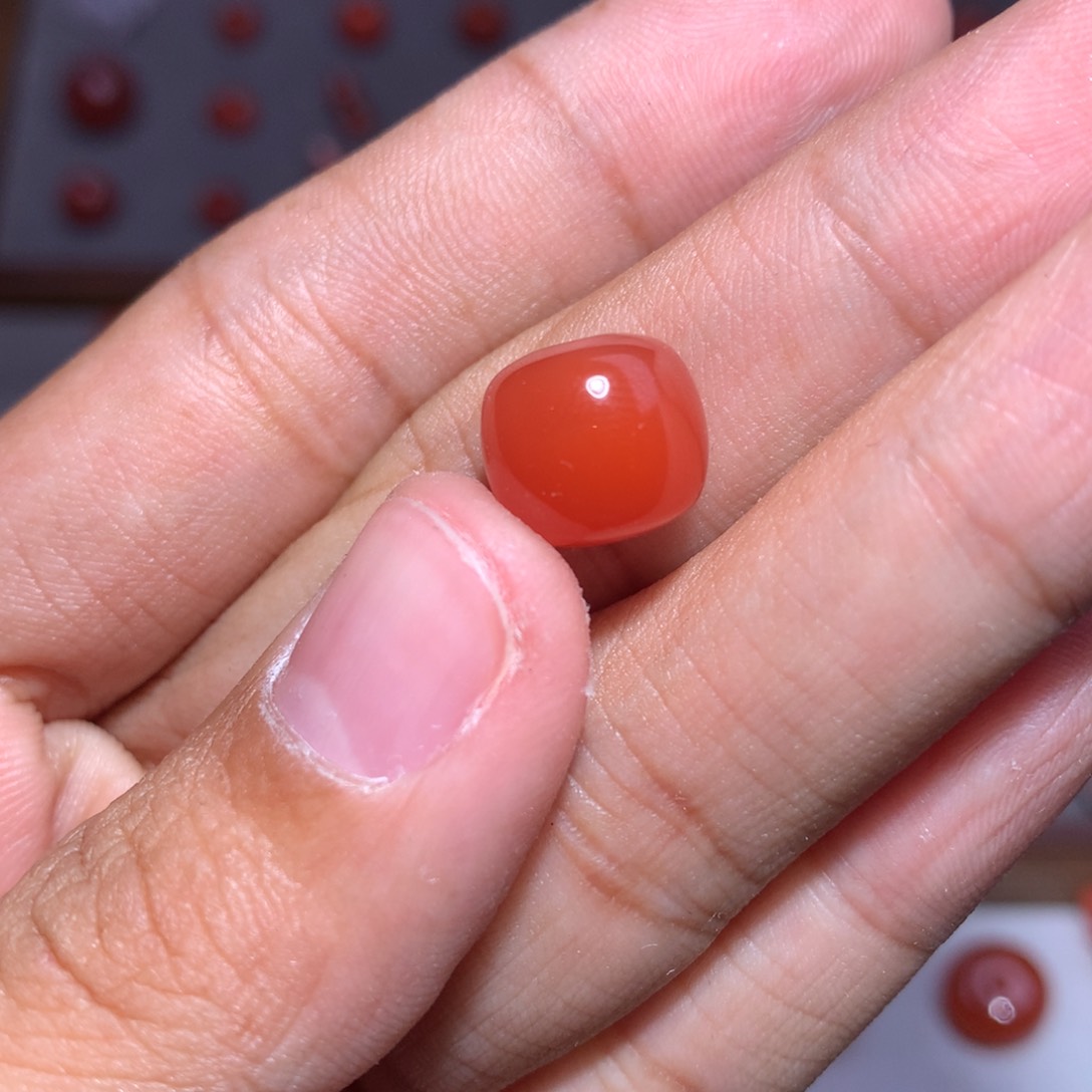 南红玛瑙玫红老型11×10未镶嵌微过渡