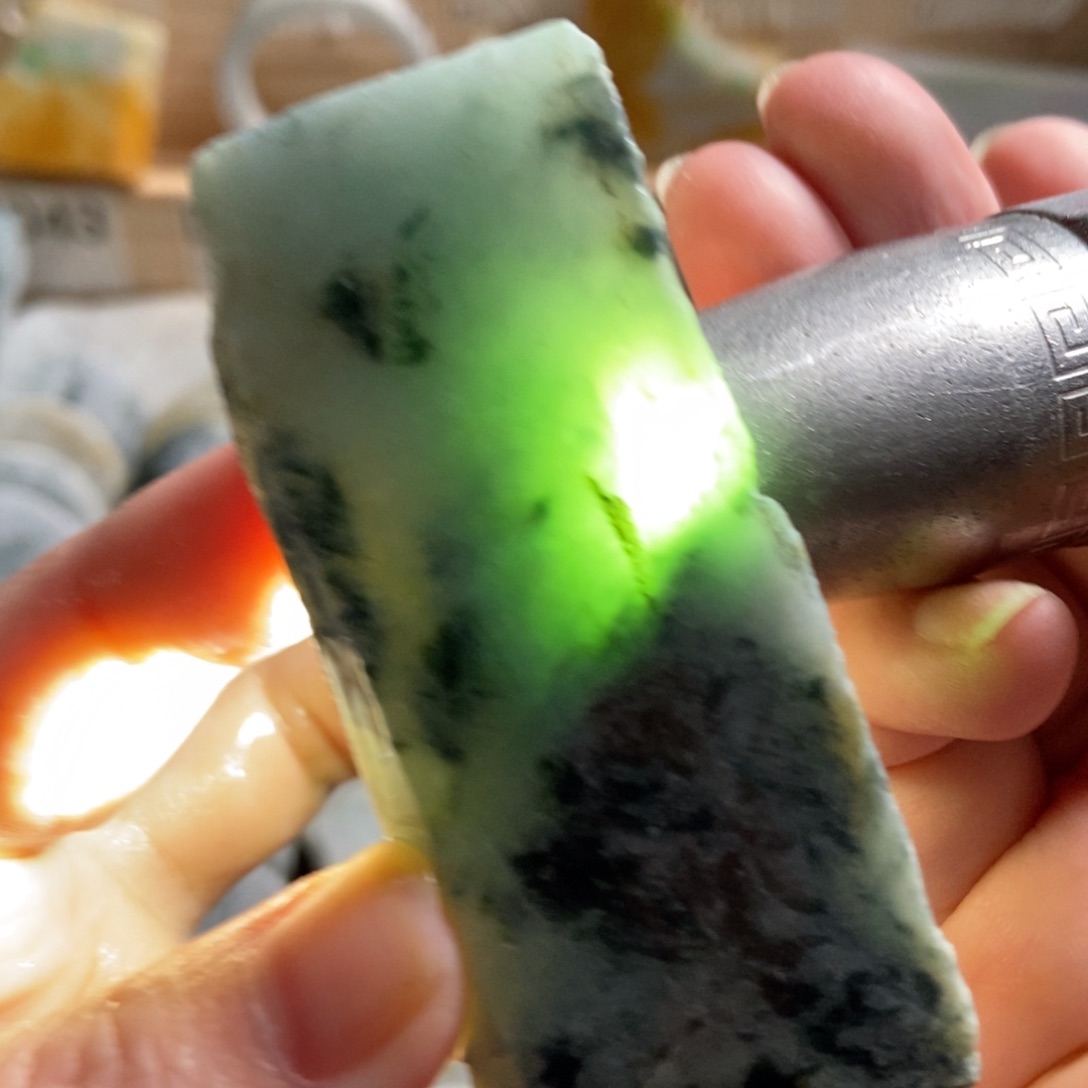 翡翠未镶嵌颈饰天然翡翠