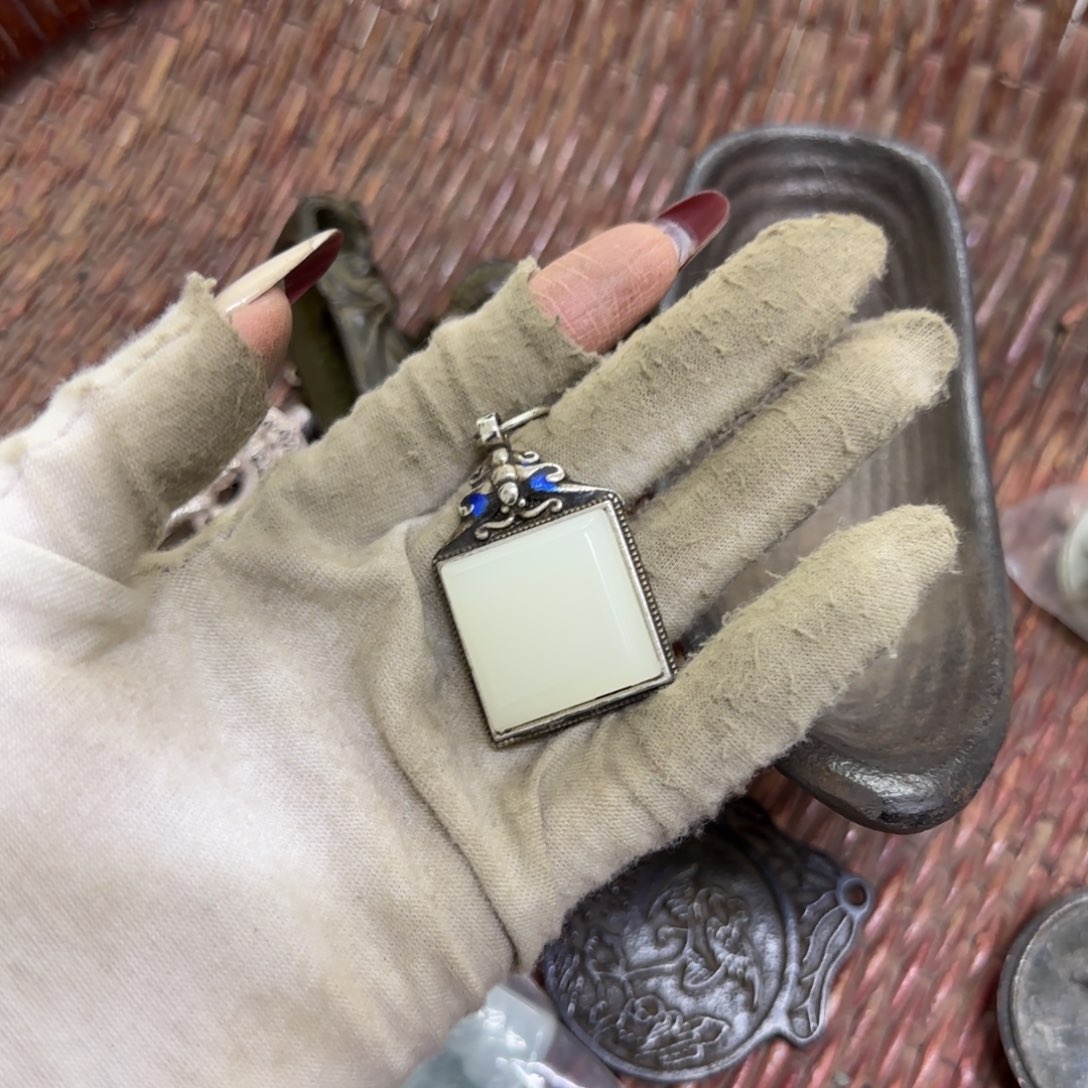 李***将你们先睡会呗好么乖好