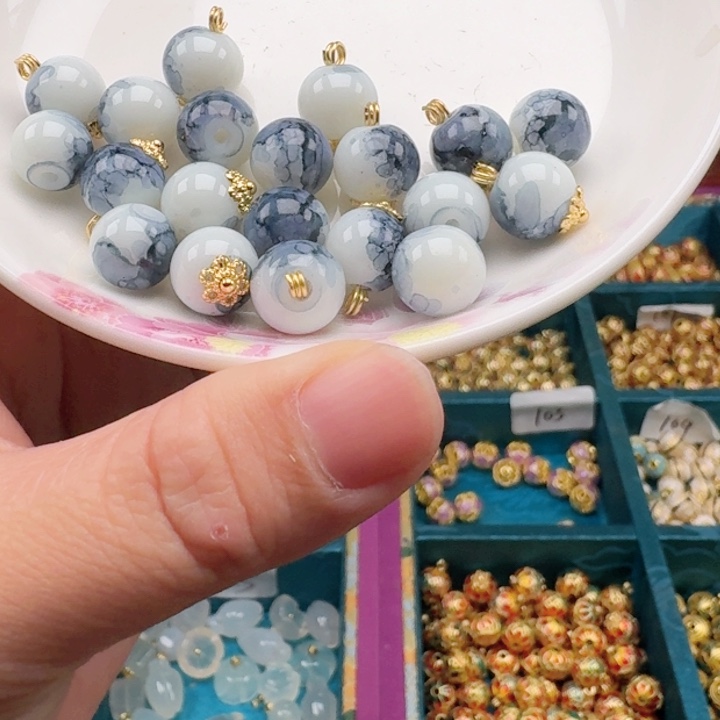 非遗传承手工圆珠扣