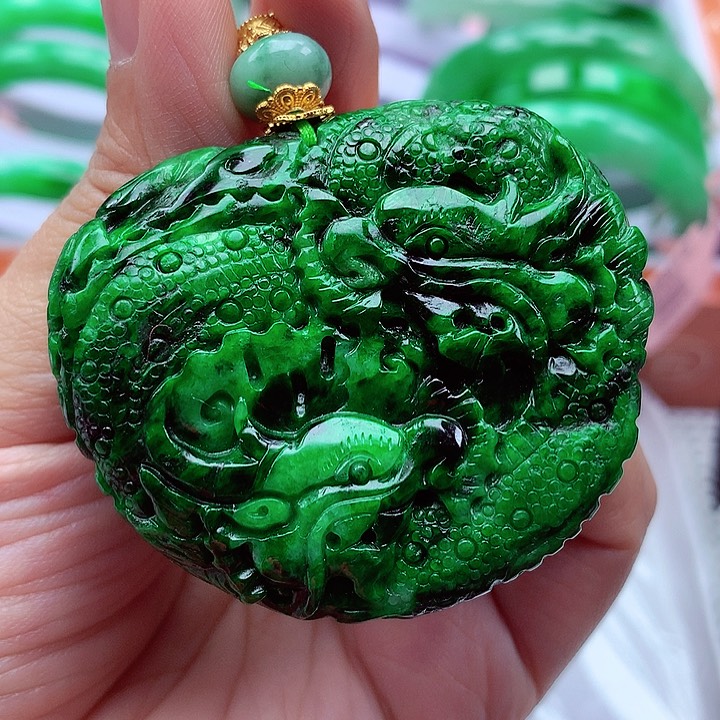 翡翠颈饰银S925镶嵌翡翠