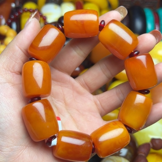 琥珀手串未镶嵌蜜蜡