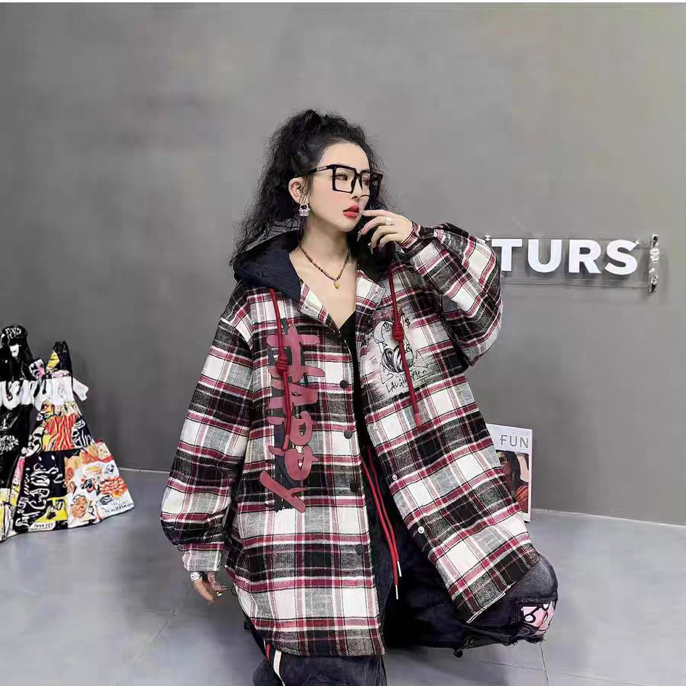 2025秋冬新款时尚休闲耳机印花连帽中长款格子棉服外套