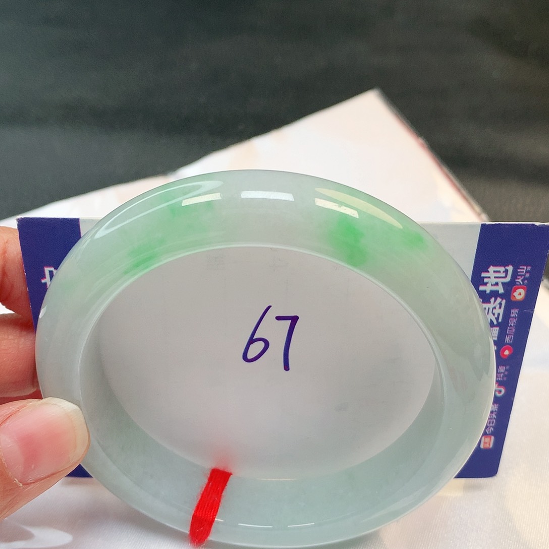 翡翠手镯未镶嵌67号