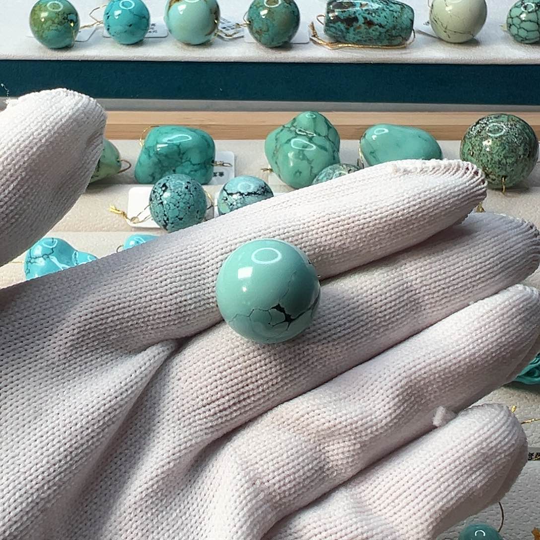 绿松石配饰未镶嵌