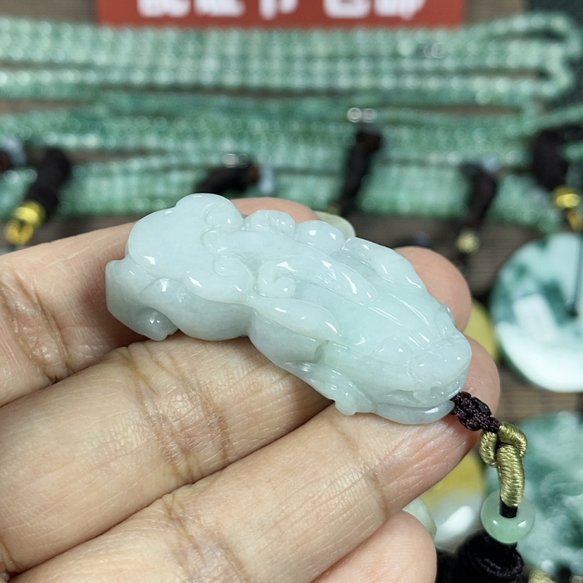 【闪购商品】翡翠颈饰未镶嵌玉吊坠翡翠玉貔貅吊坠