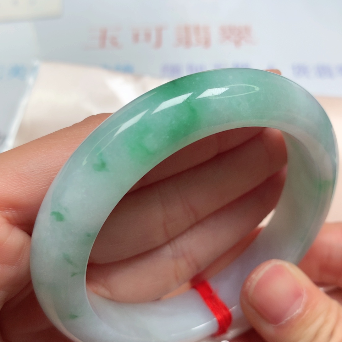 翡翠未镶嵌手镯冰胶飘绿花5657