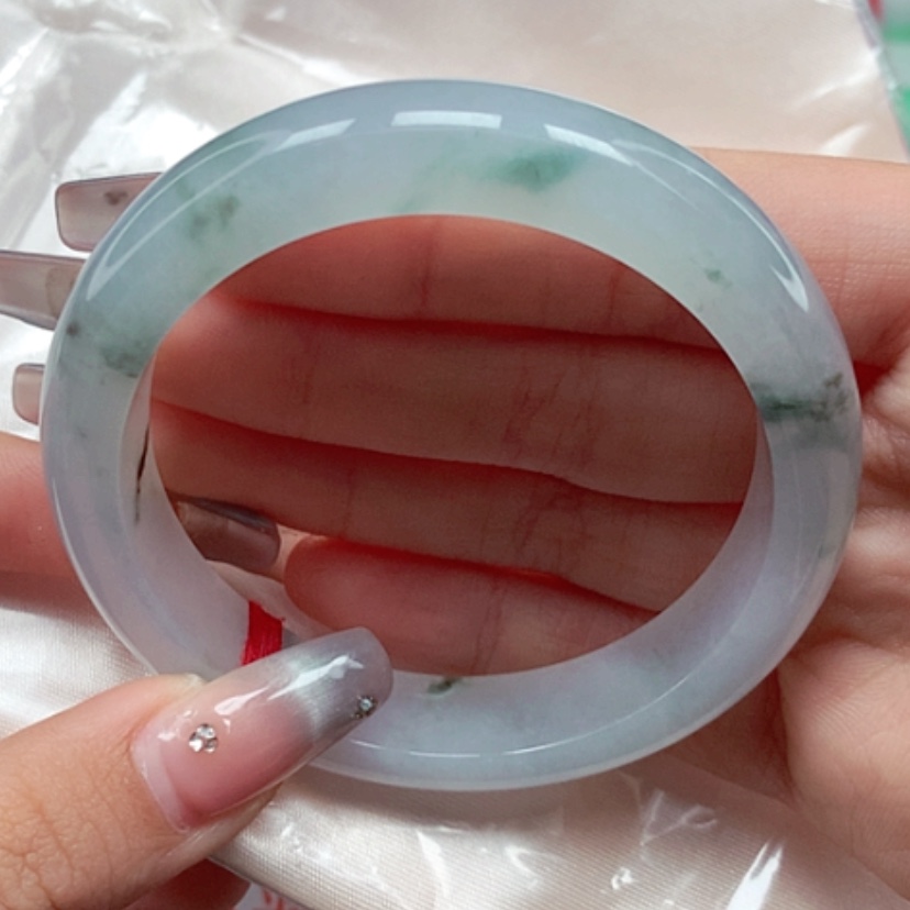 【闪购商品】翡翠手镯未镶嵌55圈