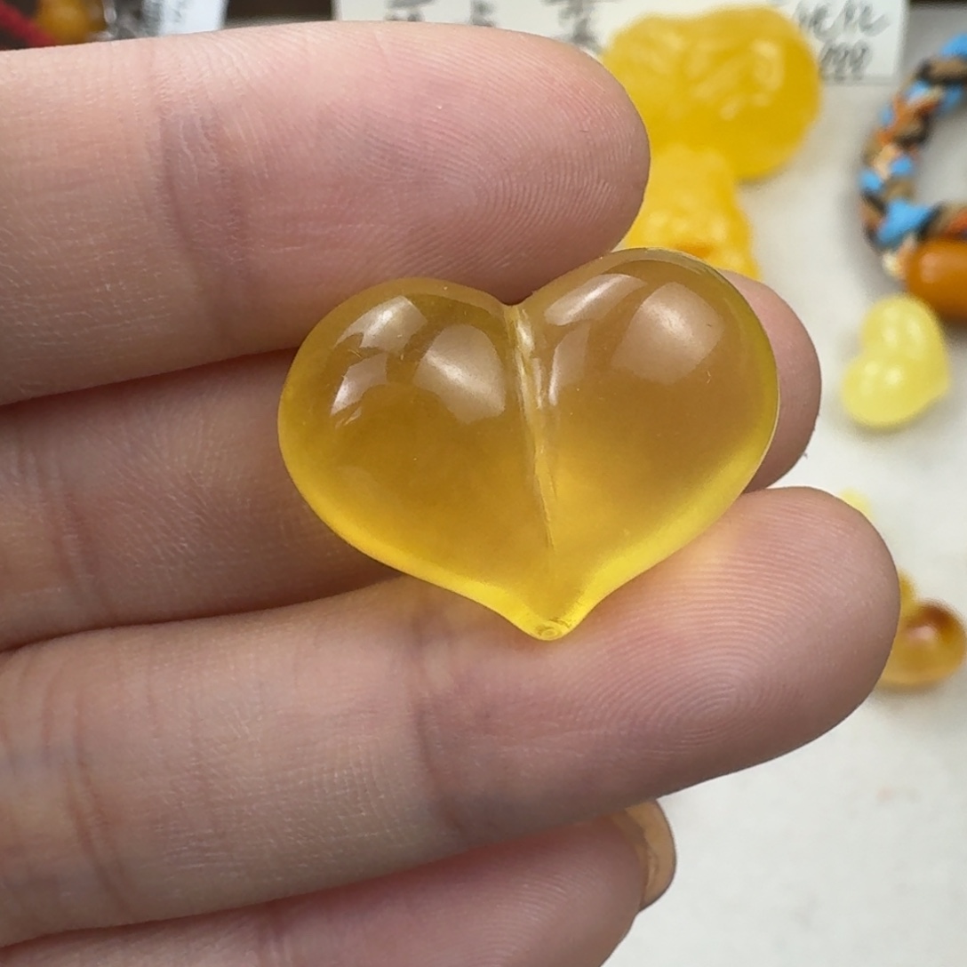 蜜蜡未镶嵌珠宝奇石全品备注打孔 24×18×12mm