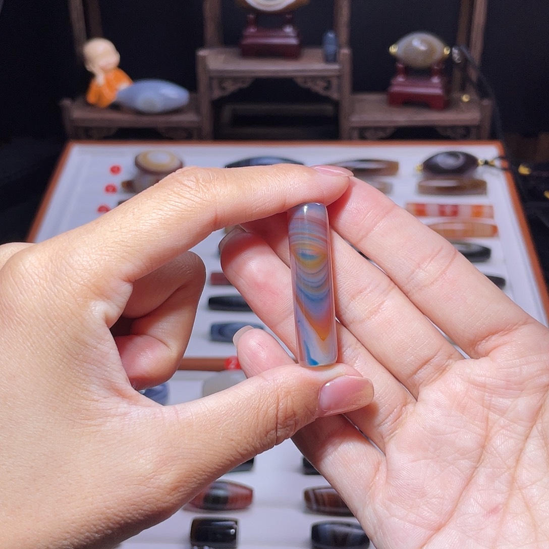 玛瑙/玉髓未镶嵌吊坠(赠链)