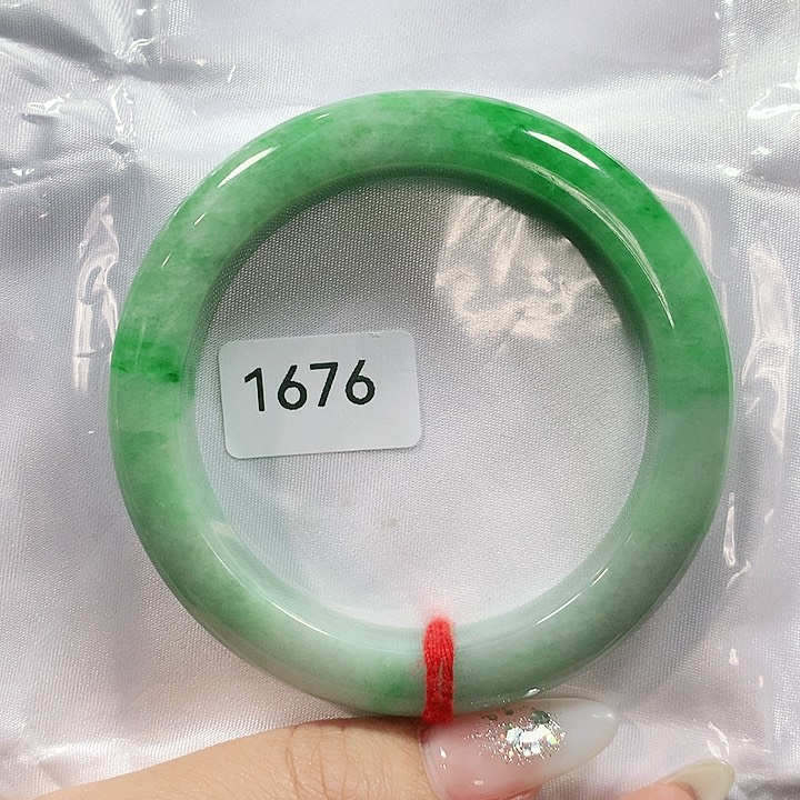翡翠手镯未镶嵌天然翡翠手镯56