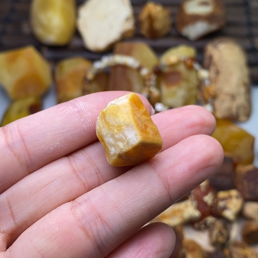 我***龙定制琥珀天然蜜蜡俄料