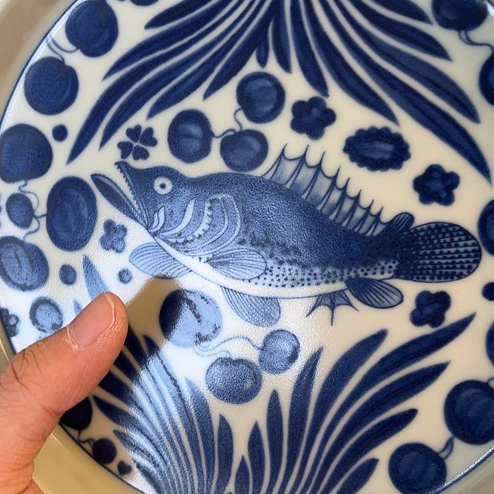 摆件景德镇青花鱼藻纹大壶承