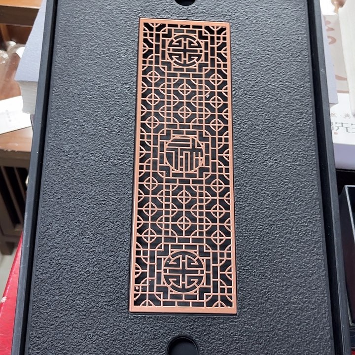 孤品茶具套装等。        