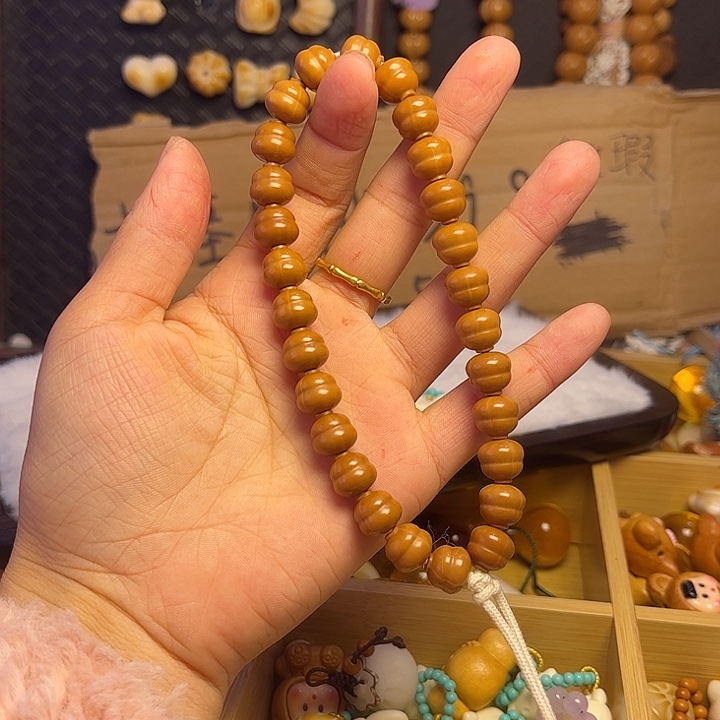 猴头核桃吊坠全品小葫芦 10左右