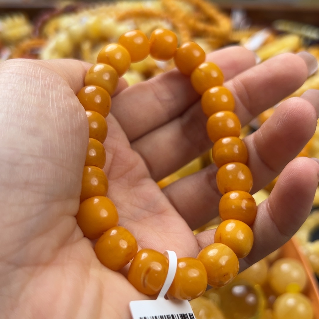 未镶嵌琥珀珠宝奇石