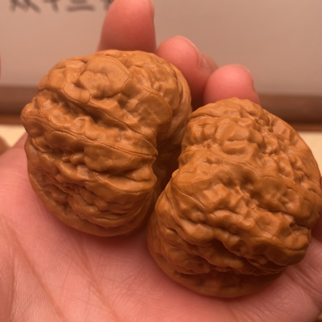 【闪购商品】把件文玩核桃边42左右