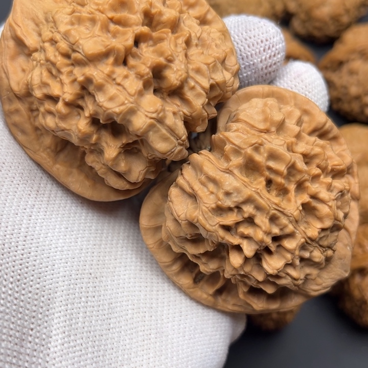 文玩核桃把件官帽