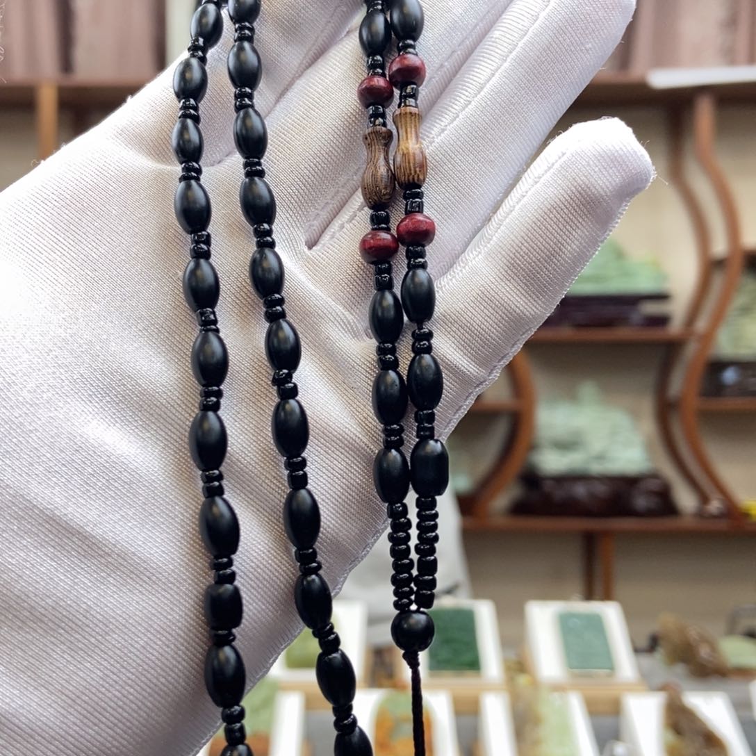 黑曜岩未镶嵌颈饰