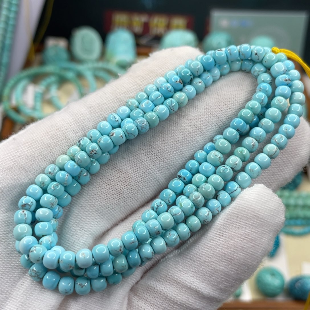 绿松石未镶嵌颈饰