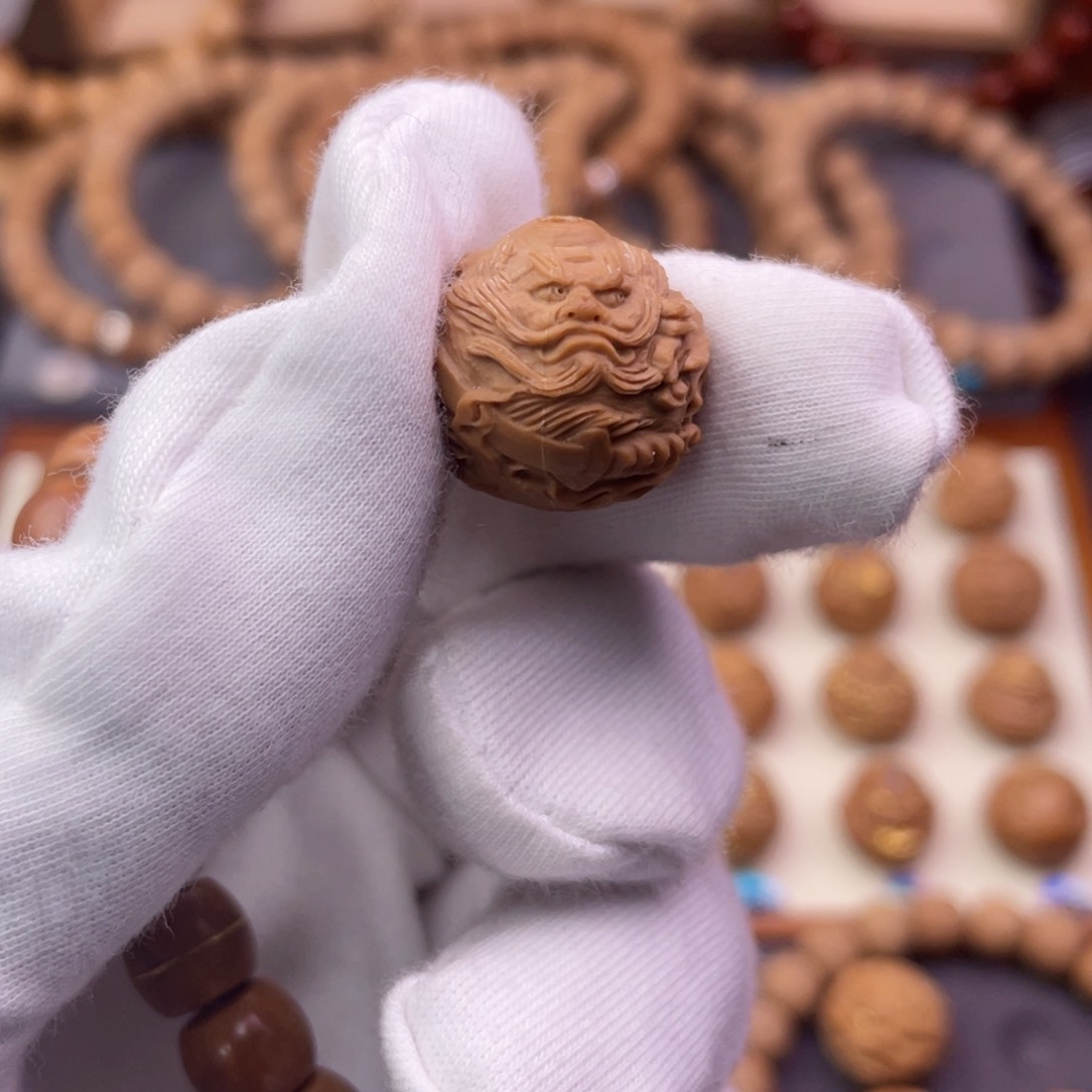 猴头核桃吊坠满工鬼手钟馗