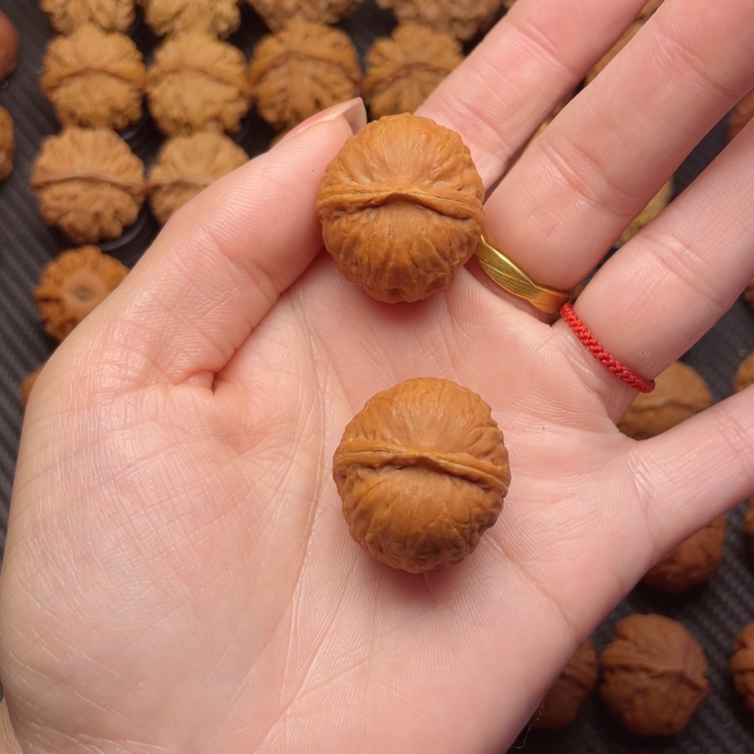 睡****文玩核桃把件元宝