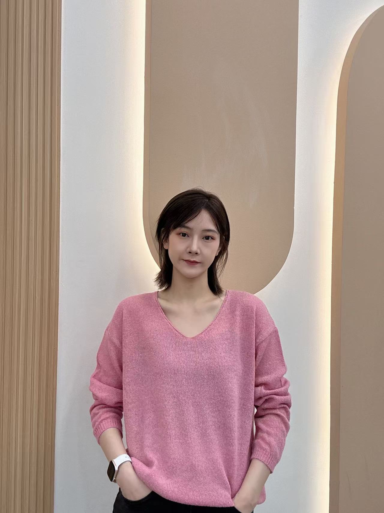 秋冬v领纯色柔软宽松显瘦百搭上衣6128