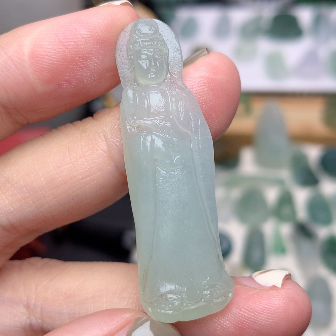 未镶嵌定制翡翠站观音