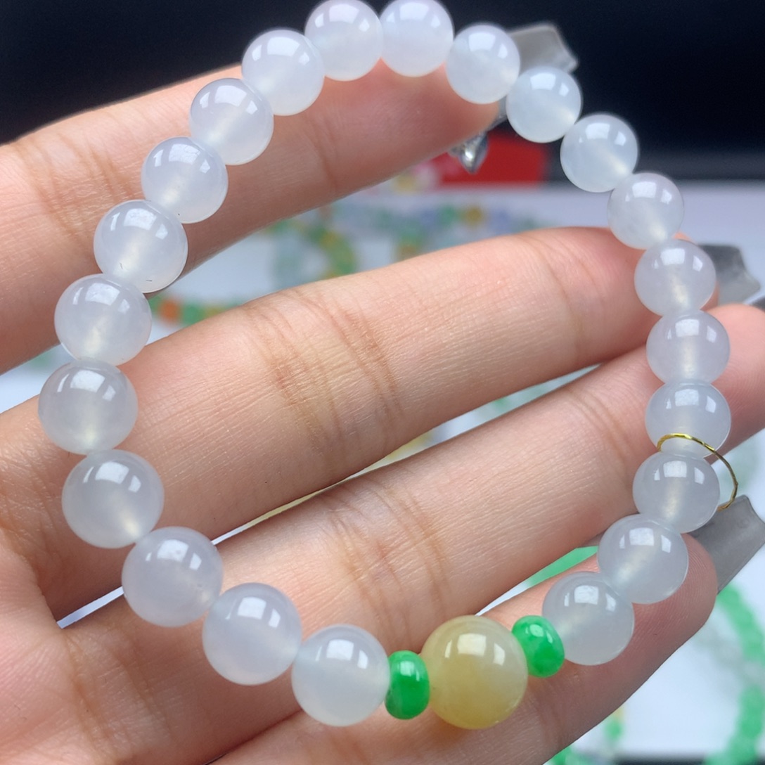 翡翠手链未镶嵌卡