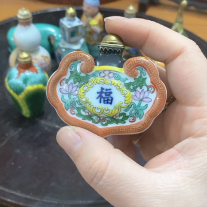 【闪购商品】瓶深**水陶瓷艺术摆件设计摆件