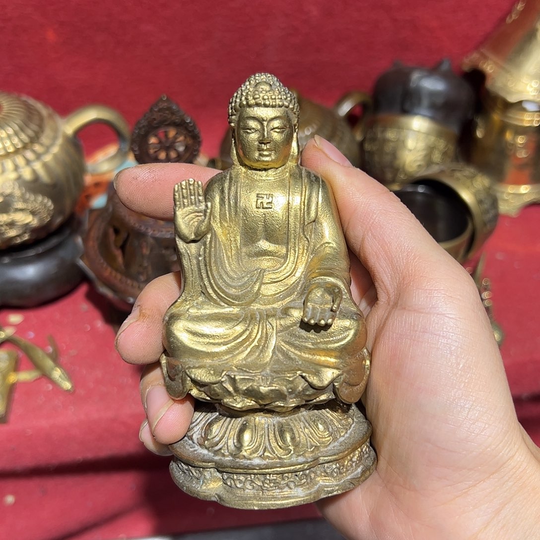 微瑕疵黄铜摆件工艺品