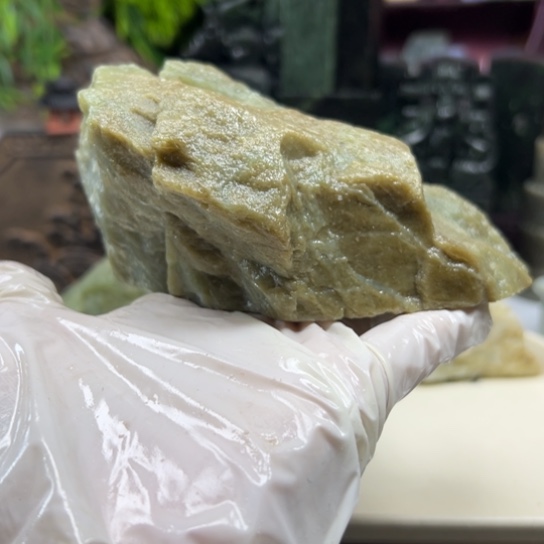 和田玉（黄玉）未镶嵌颈饰