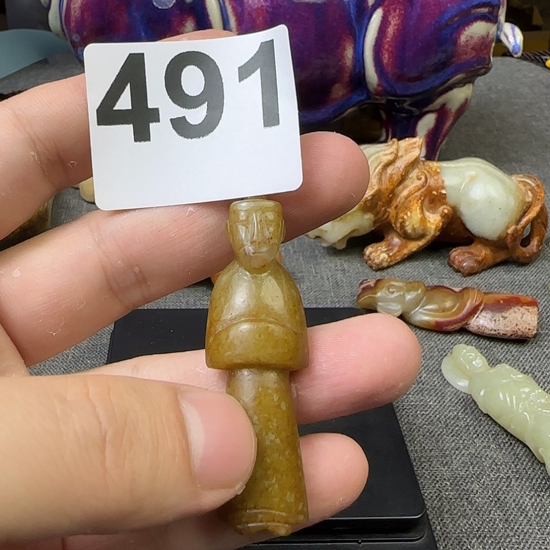 和田玉（糖玉）未镶嵌挂件